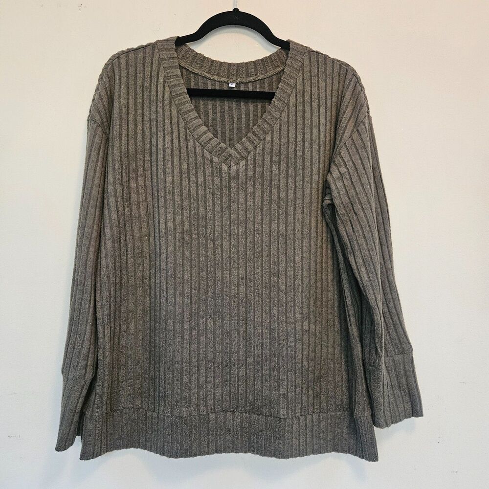 Unbranded Women's Size M Top Tunic Olive Green Long Sleeve V-Neck Ribbed Capsule - Picture 1 of 10